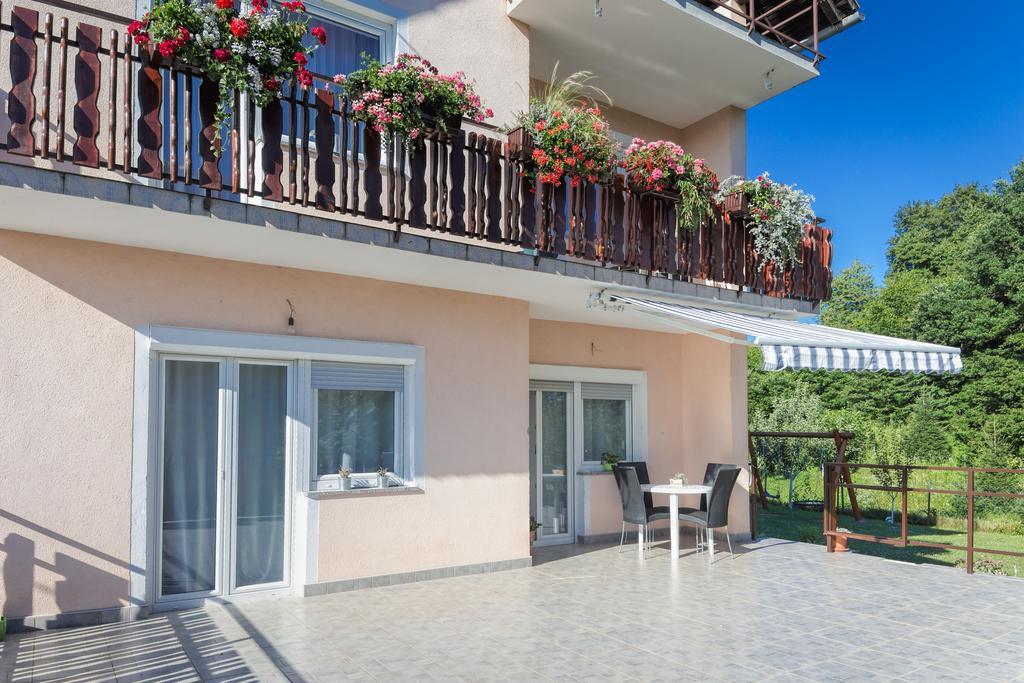 Apartment Nika Slunj